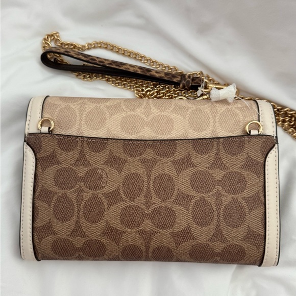 Coach Jade Chain Crossbody in Signature Canvas - Picture 4 of 11